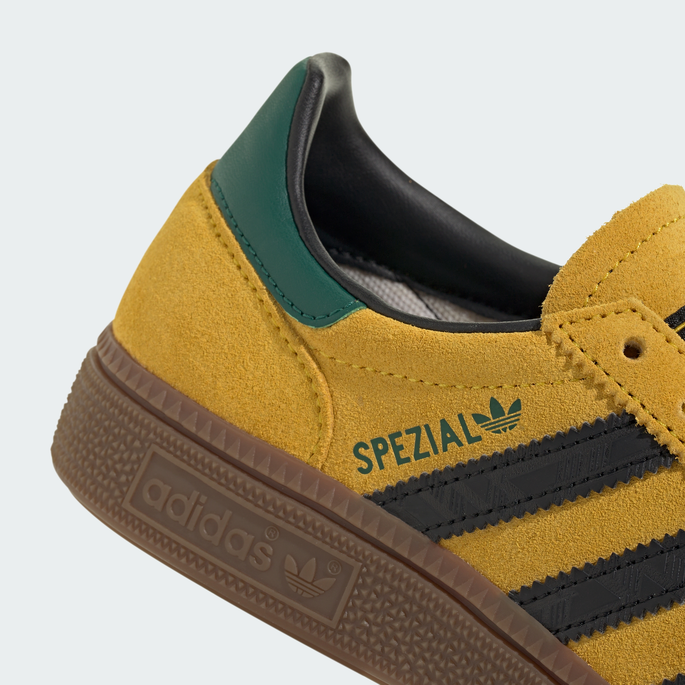 adidas HANDBALL SPEZIAL SHOES - Eqt Yellow / Core Black / Gum - View 9