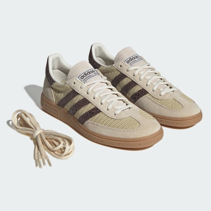 adidas HANDBALL SPEZIAL SHOES - Dual Yellow / Brown / Warm Vanilla - View 2