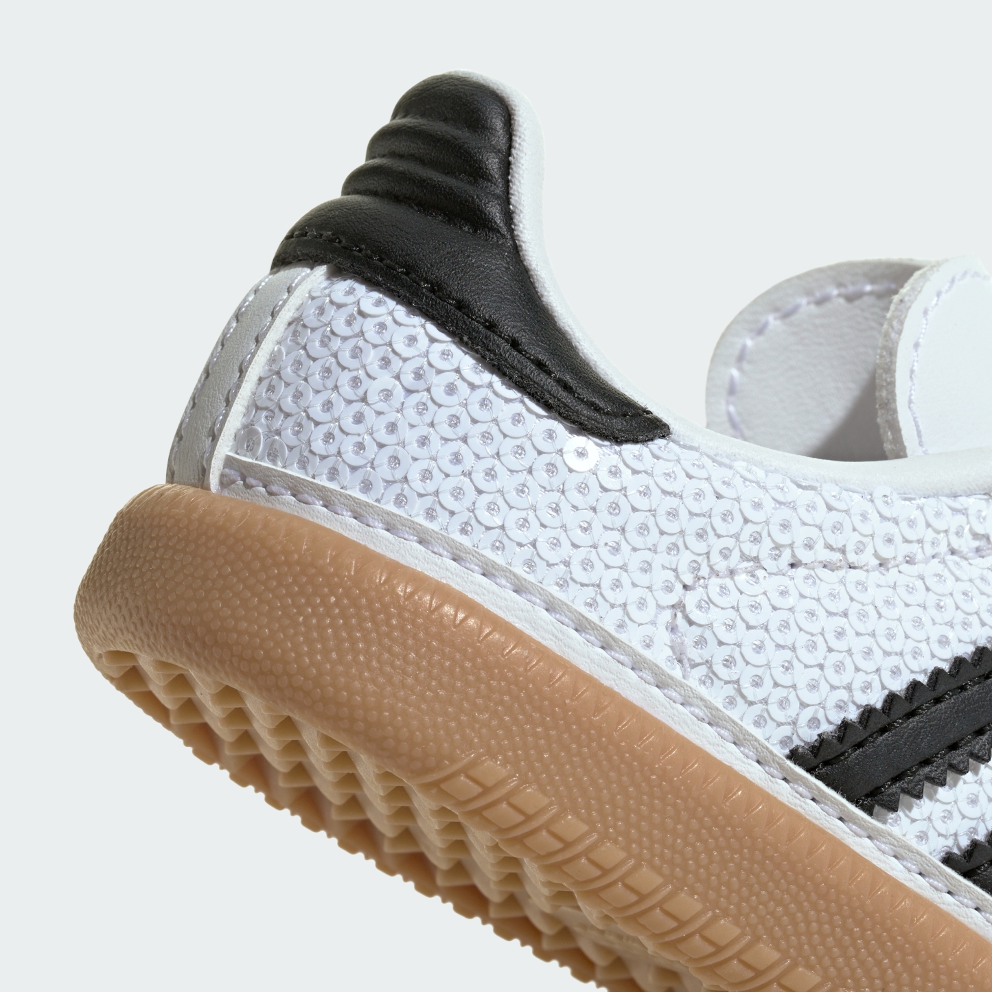 adidas SAMBA OG COMFORT CLOSURE ELASTIC LACE SHOES - Cloud White / Core Black / Grey One - View 9