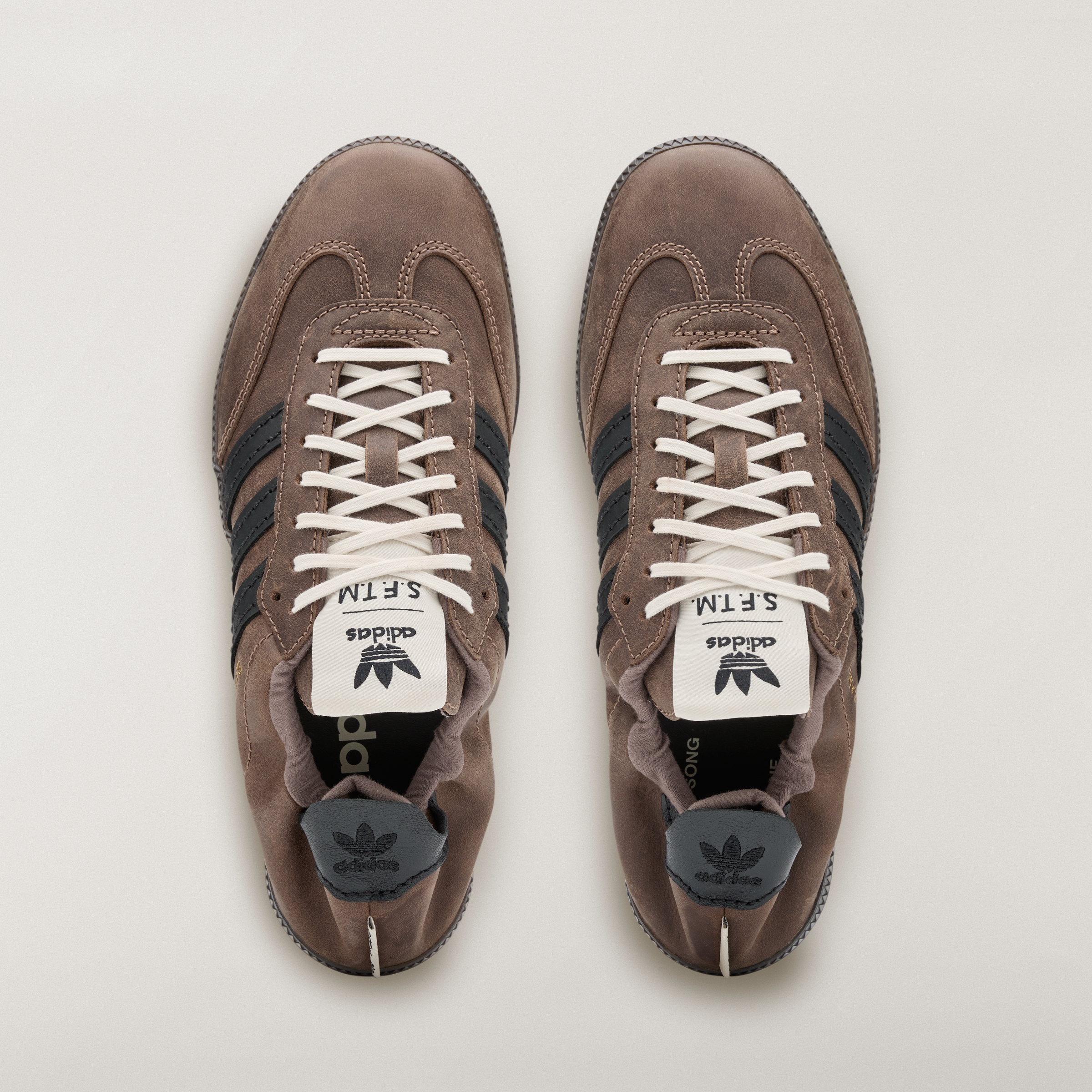 adidas SAMBA OG SFTM Shoes - Supplier Colour / Core Black / Gold Metallic - View 2