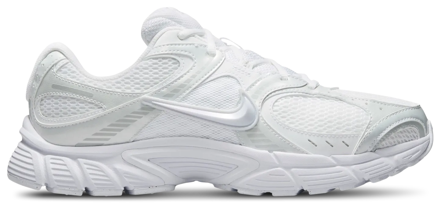 Nike V5 RNR - White/White/Black - Image 1
