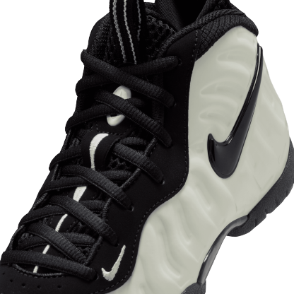 Nike Little Posite Pro 童款 - White/Black/Summit White - Image 7