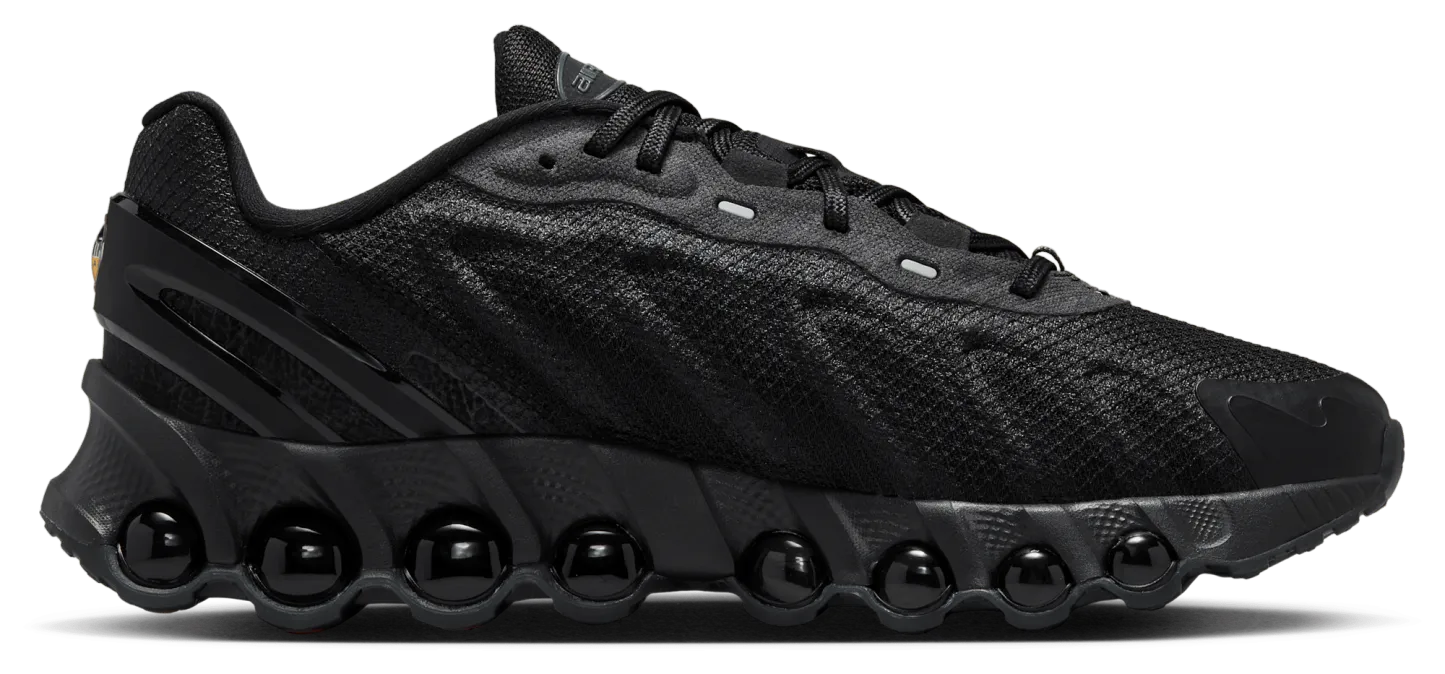 Nike Air Max DN8 - Black/Black/Iron Grey - Image 1