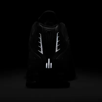 Nike Shox R4 童款 - Black/Black - Image 6