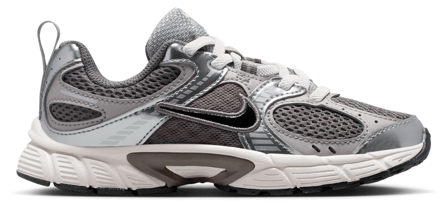 Nike V5 RNR 童款 - Cave Stone/Black/College Grey - Image 1