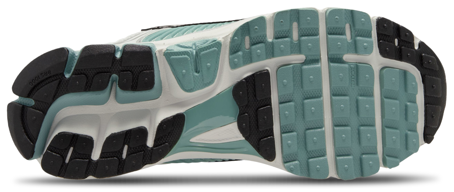 Nike Zoom Vomero 5 News - Metallic Silver/Wolf Grey/Summit White - Image 4