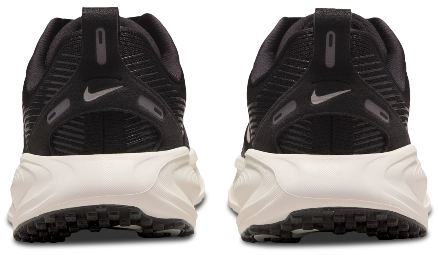 Nike Vomero 18 童款 - Coconut Milk/Black/Summit White - Image 3