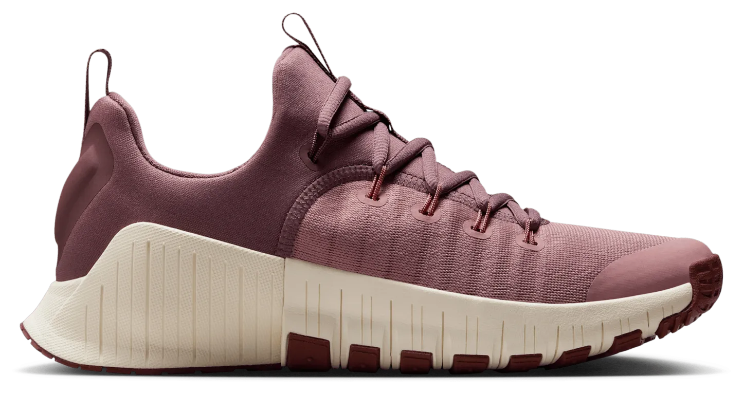 Nike Metcon 6 - Mtlc Rose Gold/Particle Pink/Pale Ivory - Image 1