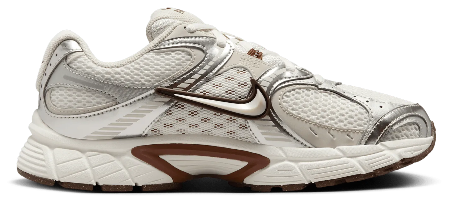 Nike V5 RNR - Sail/Lt Orewood Brown/Fauna Brown - Image 1