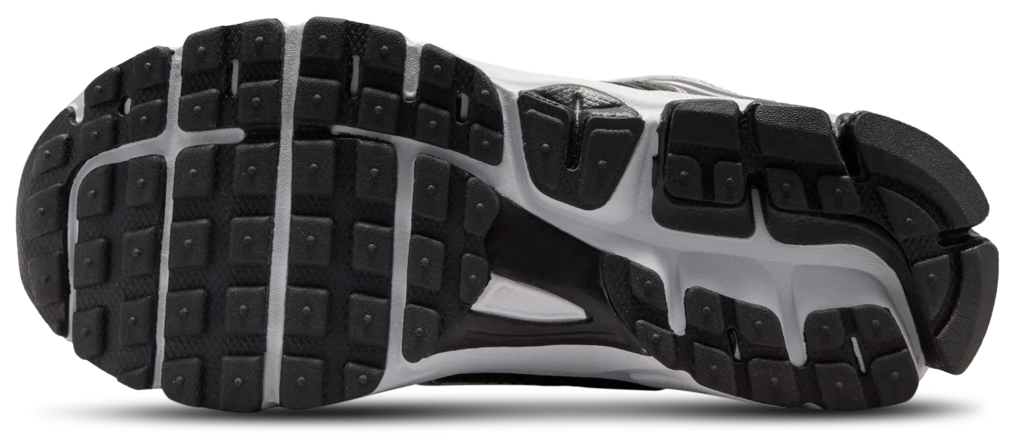 Nike Vomero 5 童款 - Black/Metallic Silver/Photon Dust - Image 5