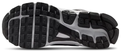 Nike Vomero 5 童款 - Black/Metallic Silver/Photon Dust - Image 5