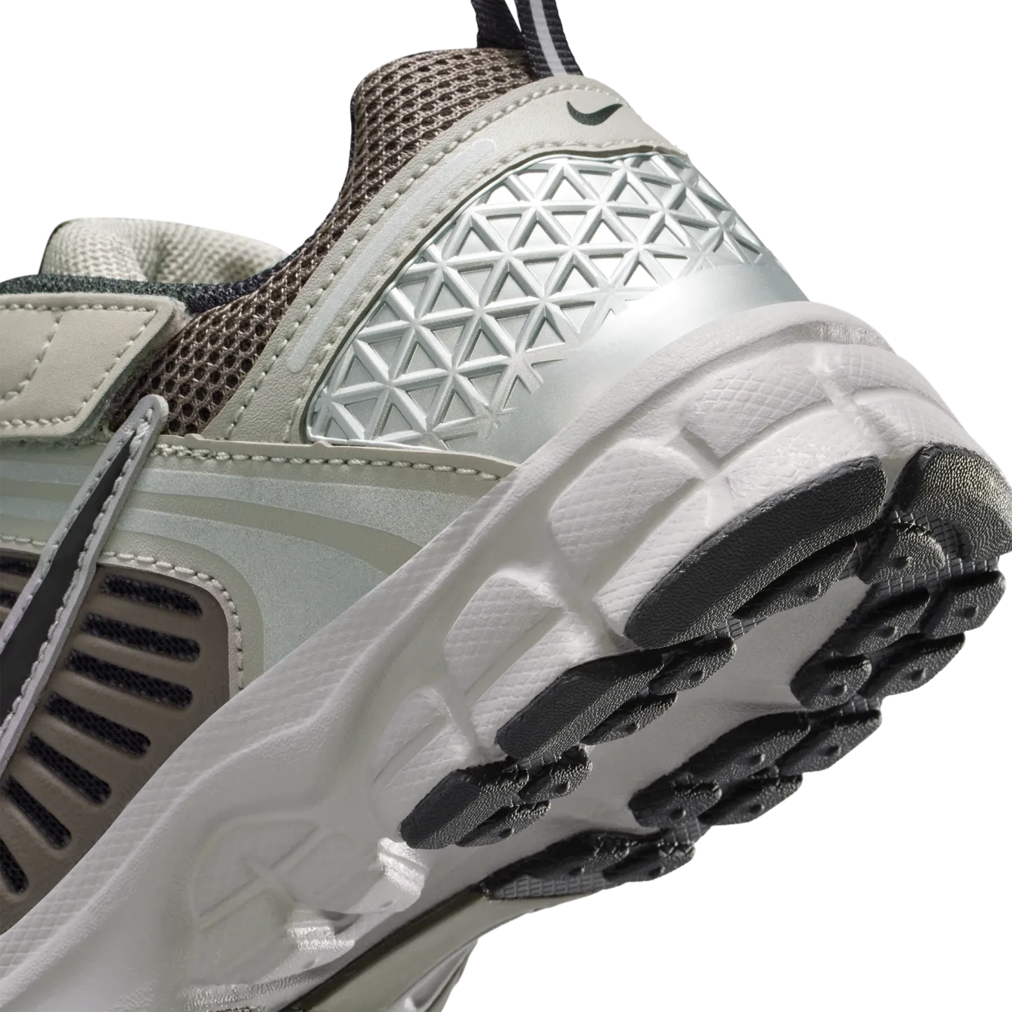 Nike Vomero 5 童款 - College Grey/Black/Cave Stone - Image 8