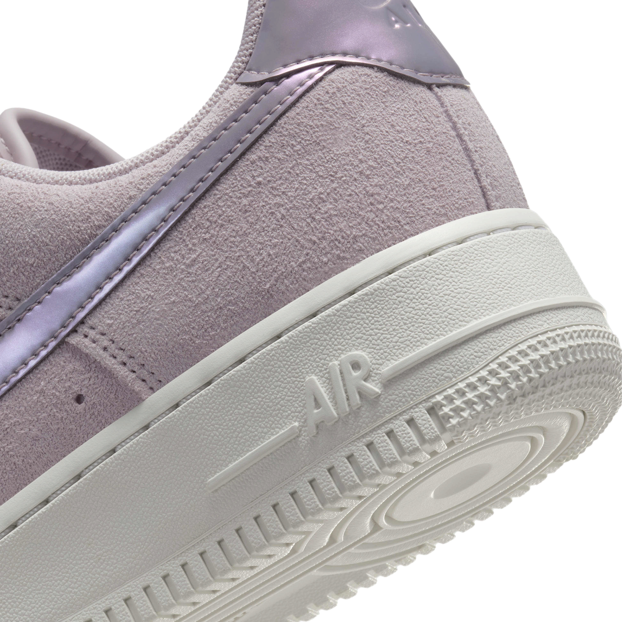 Nike Air Force 1 '07 LE Low - Platinum Violet/Summit White/Light Violet Ore - Image 8