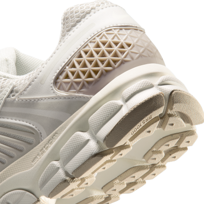 Nike Vomero 5 - Lt Bone/Cream Ii/Phantom - Image 8