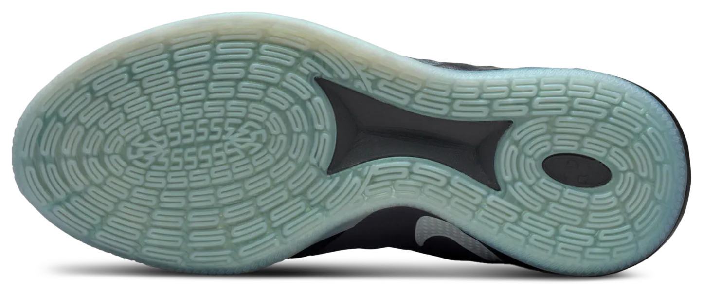 Nike Sabrina 3 - Black/White - Image 5
