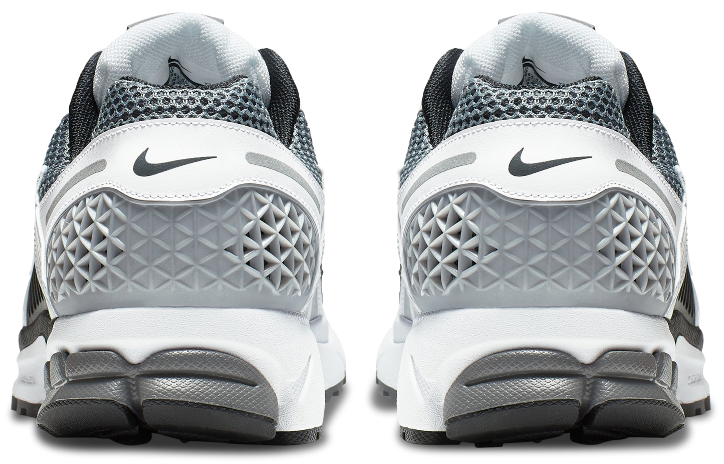 Nike Vomero 5 - Metallic Silver/Dark Grey/Black - Image 3