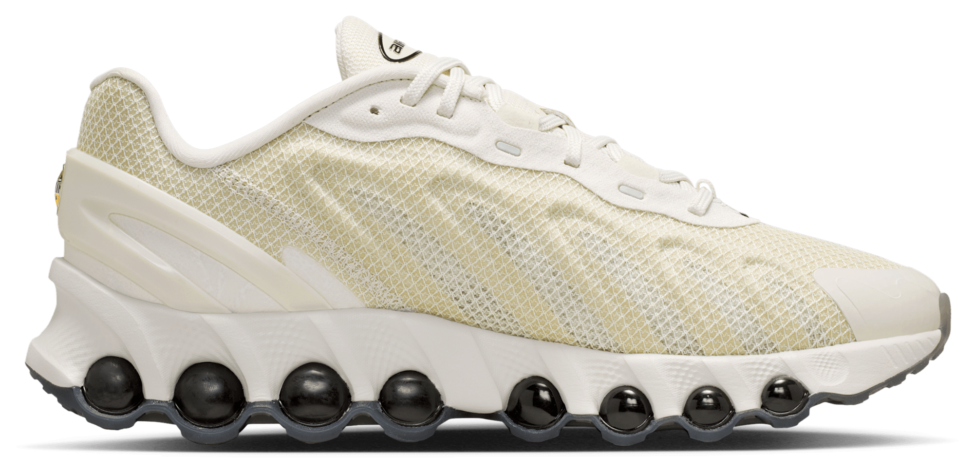 Nike Air Max DN8 - Lt Bone/Lt Bone/Black - Image 1