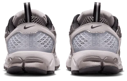Nike Vomero 5 童款 - Grey/Black/Silver - Image 3