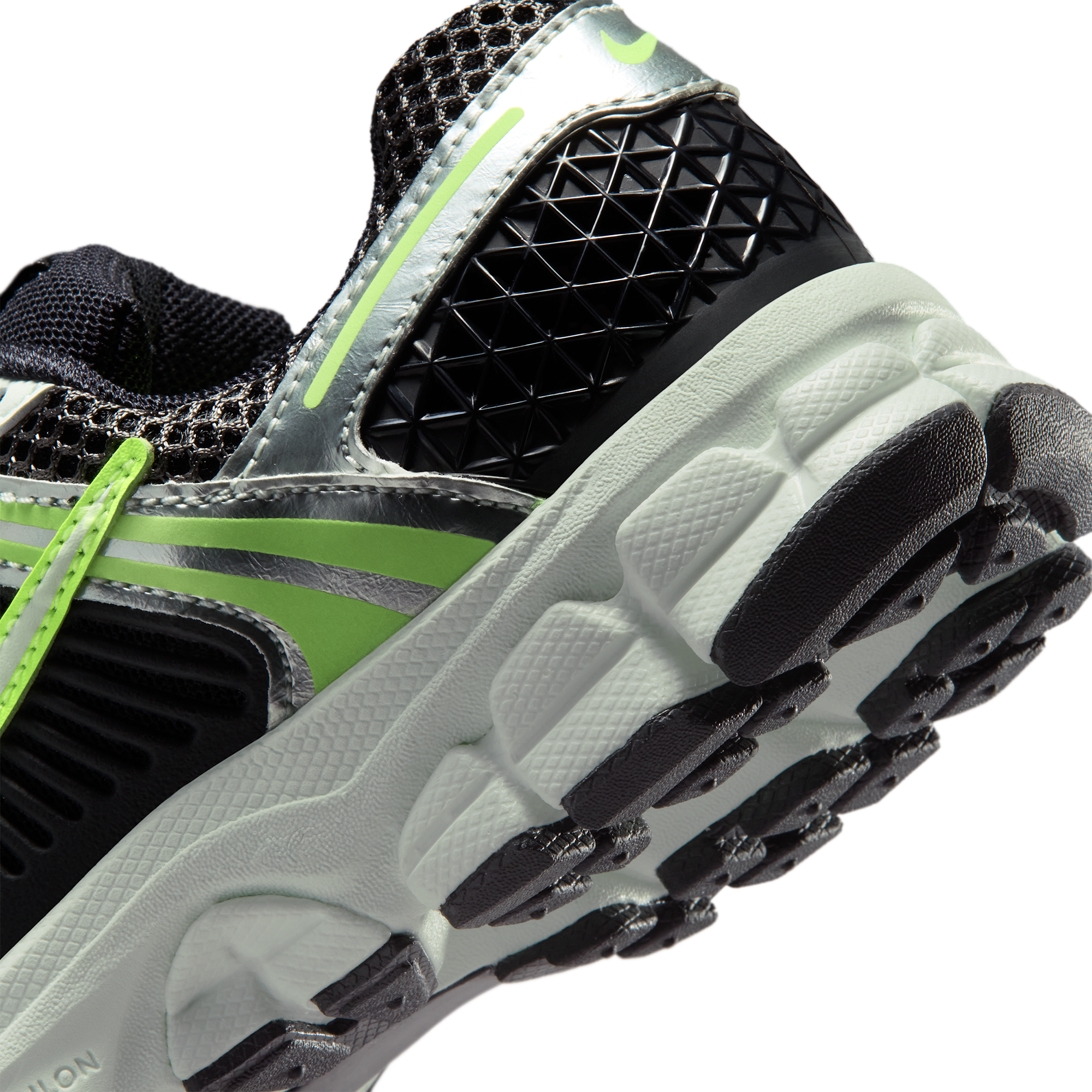 Nike Vomero 5 童款 - Barely Green/Black/Volt Ice - Image 8