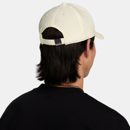 Nike Dri-FIT Club Colorblock Multi Future Cap - Coconut Milk/Silver - Image 2