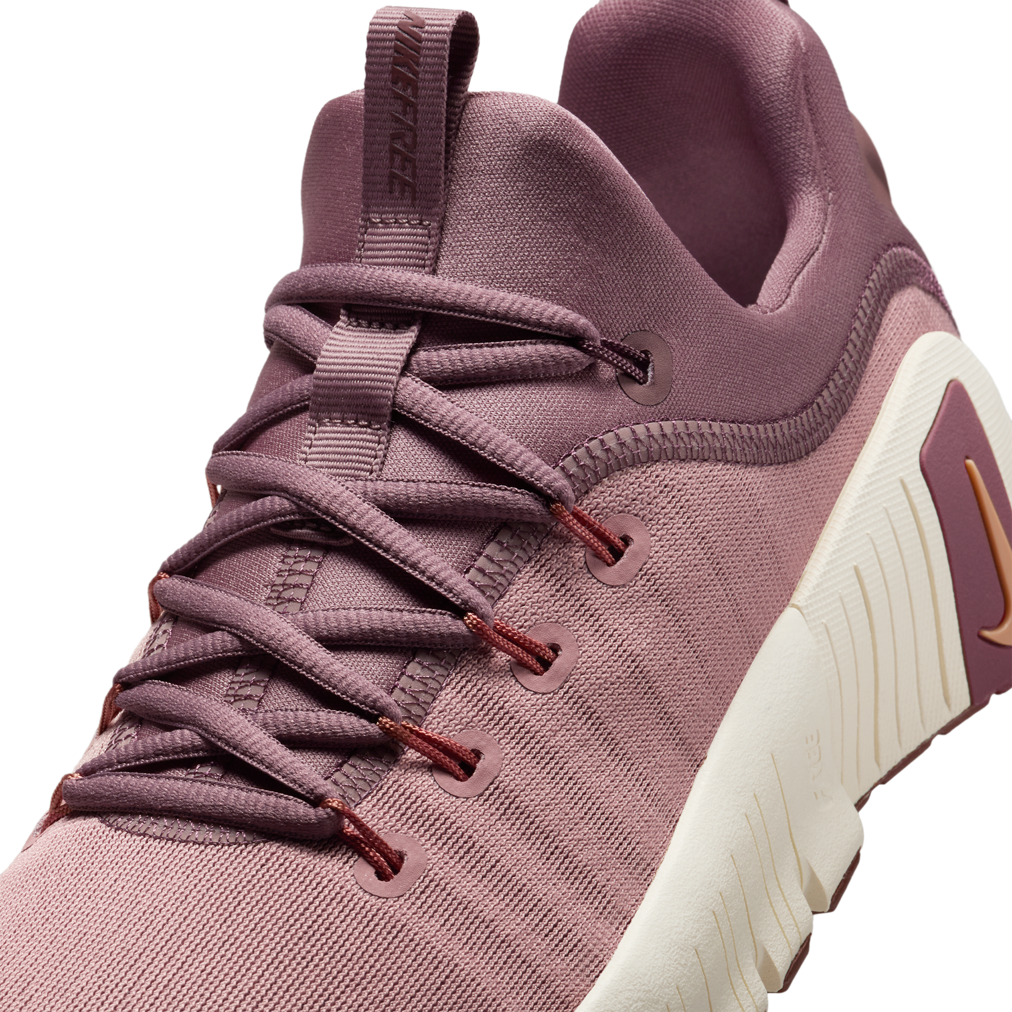 Nike Metcon 6 - Mtlc Rose Gold/Particle Pink/Pale Ivory - Image 7