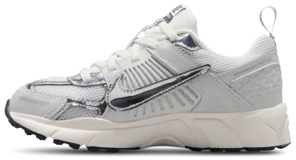 Nike Vomero 5 童款 - Black/Silver/Photon Dust - Image 2