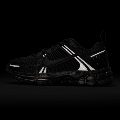 Nike Vomero 5 Lace 童款 - Black/Black - Image 6
