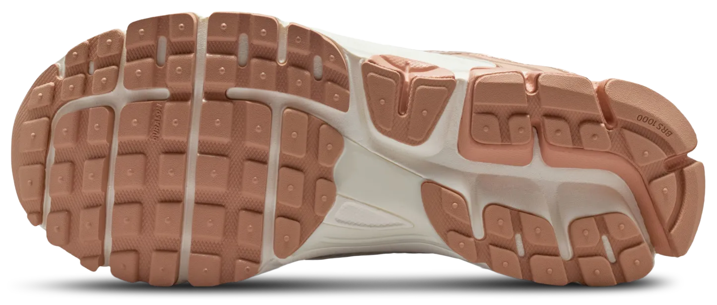 Nike Zoom Vomero 5 NA36 - Tan/Gold - Image 5