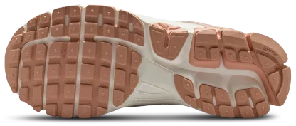 Nike Zoom Vomero 5 NA36 - Tan/Gold - Image 5