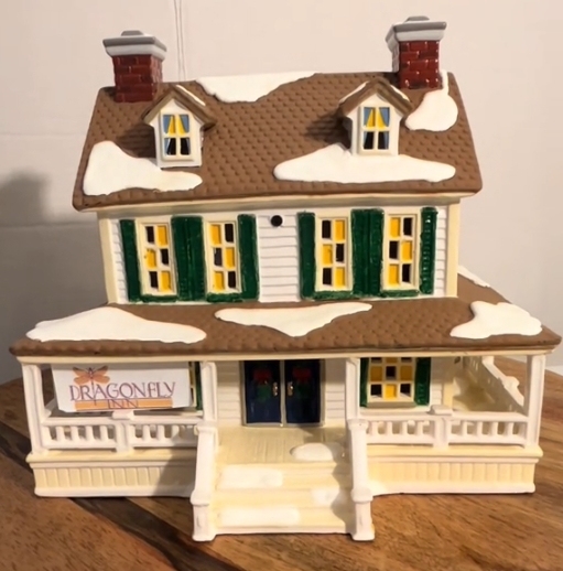 Gilmthtore Githtrls Christmas Village