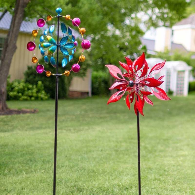 Red Leaf Metal Wind Spinner