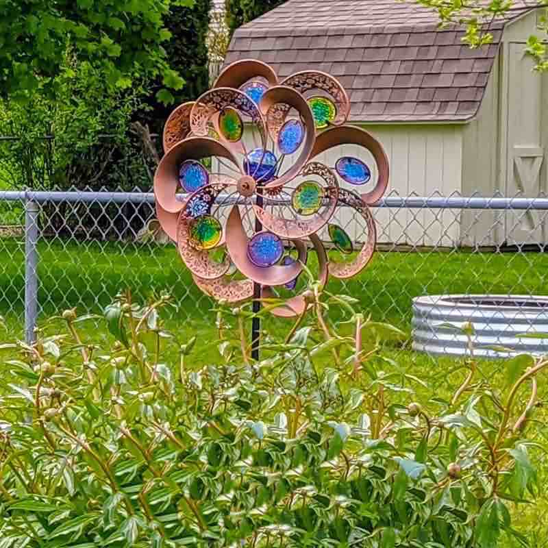 Dual-Motion Glowing Windwheel - View 2