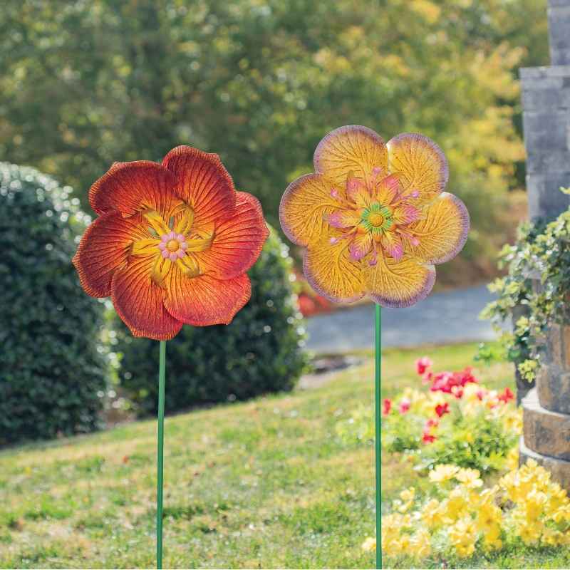 Textured Poppy Flower Spinner Stake - View 2