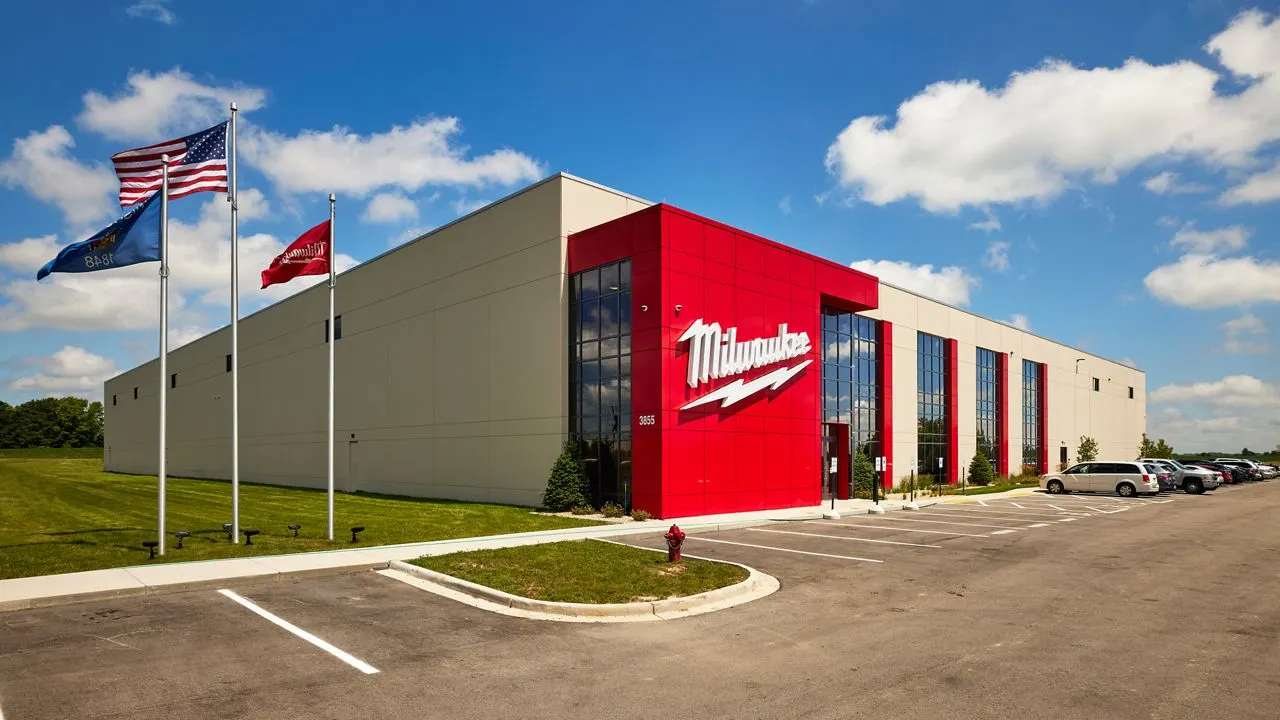 1700046450515296.jpg MilwaukeeTool_westbend_facility.jpg