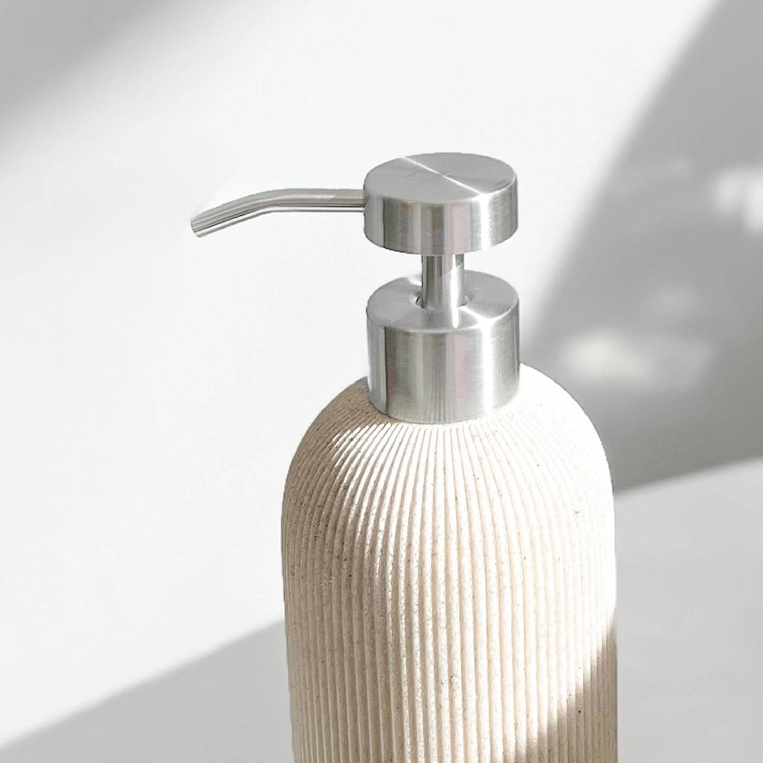 Minimalist Matt Silver Resin Soap Dispenser (300ml)