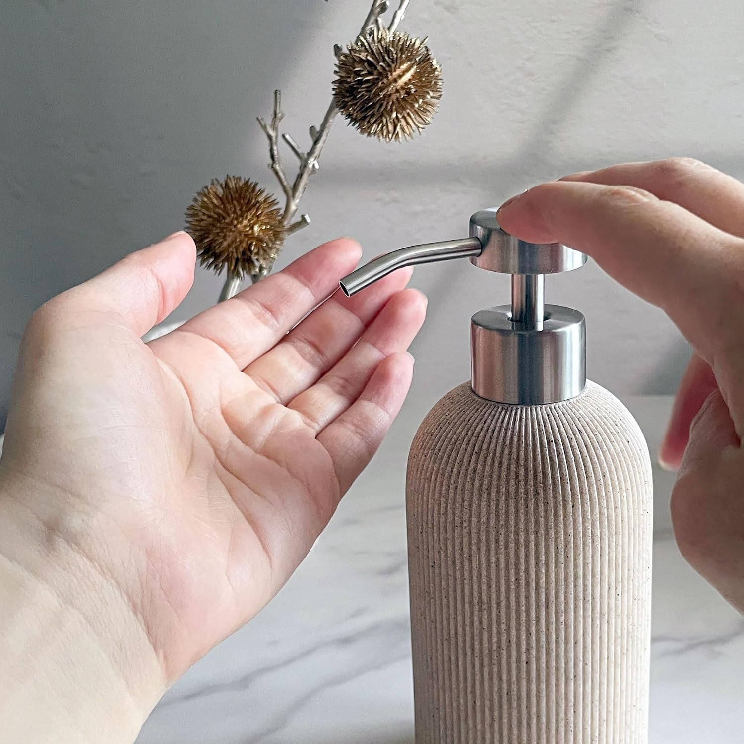 Minimalist Matt Silver Resin Soap Dispenser (300ml)