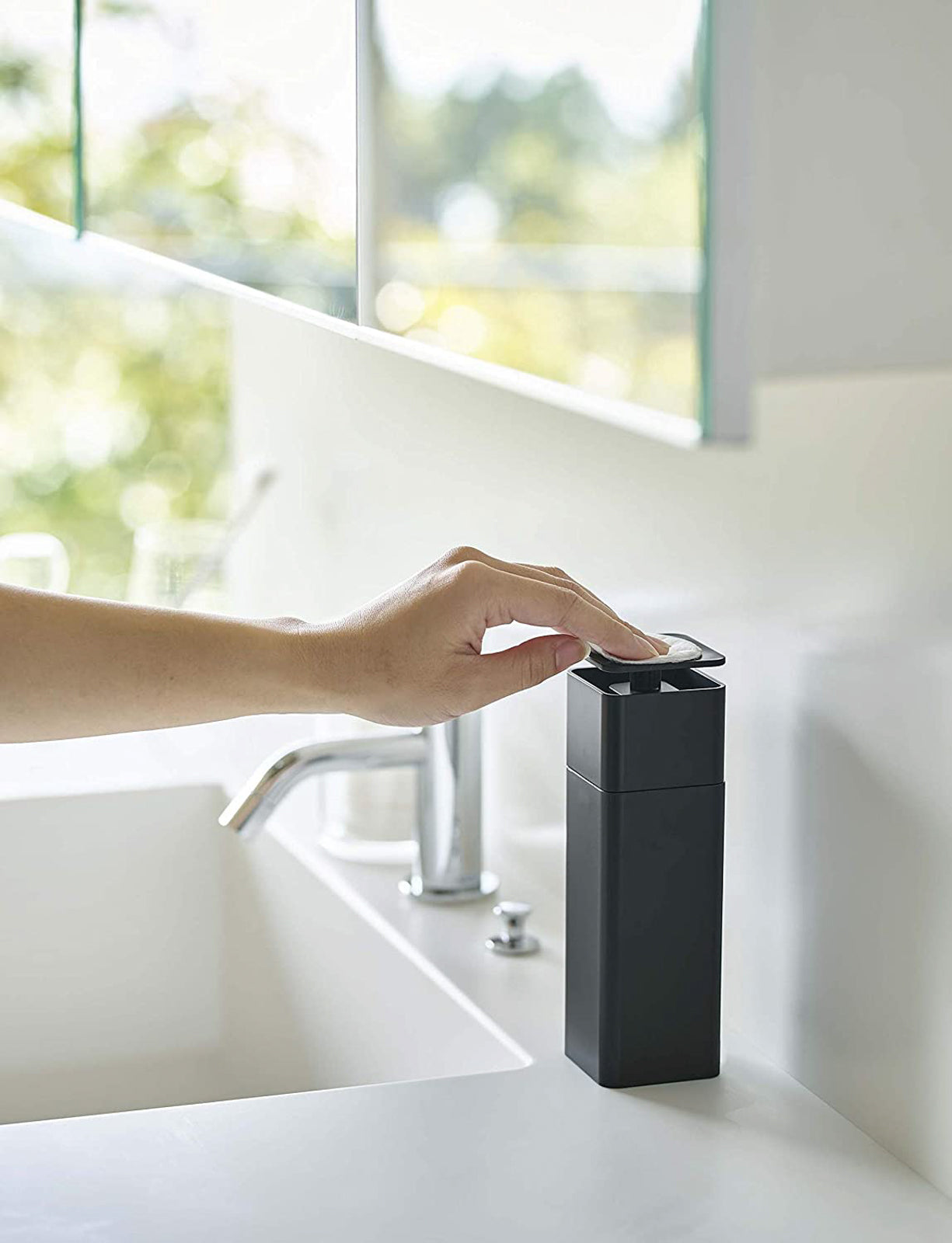 velapick Push Soap Dispenser