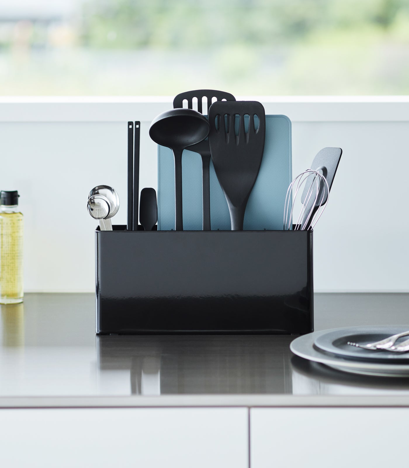 rilnora Utensil & Thin Cutting Board Holder - Steel