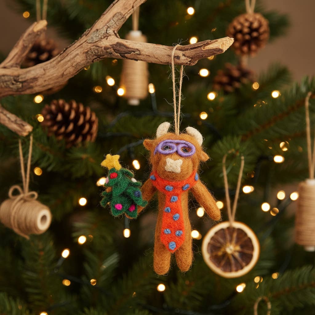 rilocove Curtis Christmas Cow Felt Ornament