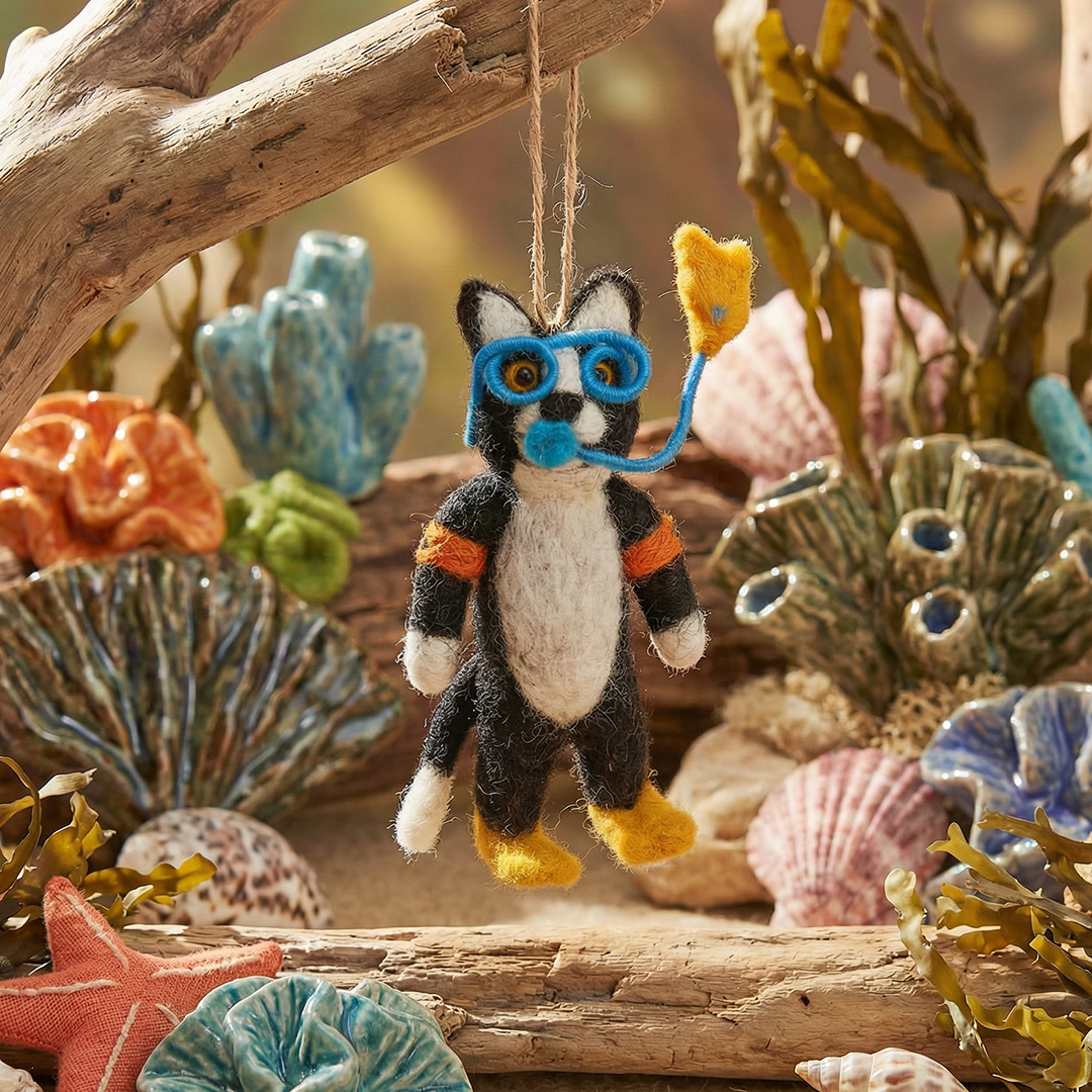 rilocove Snorkeling Cat Felt Ornament