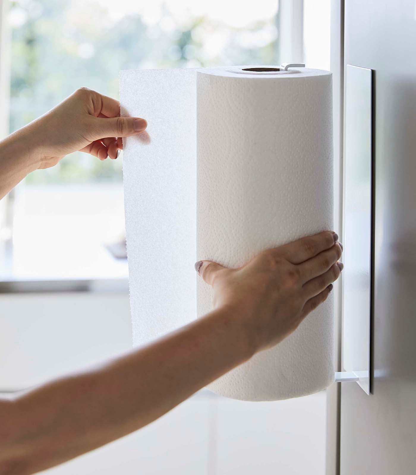 garonest Magnetic Steel Paper Towel Holder