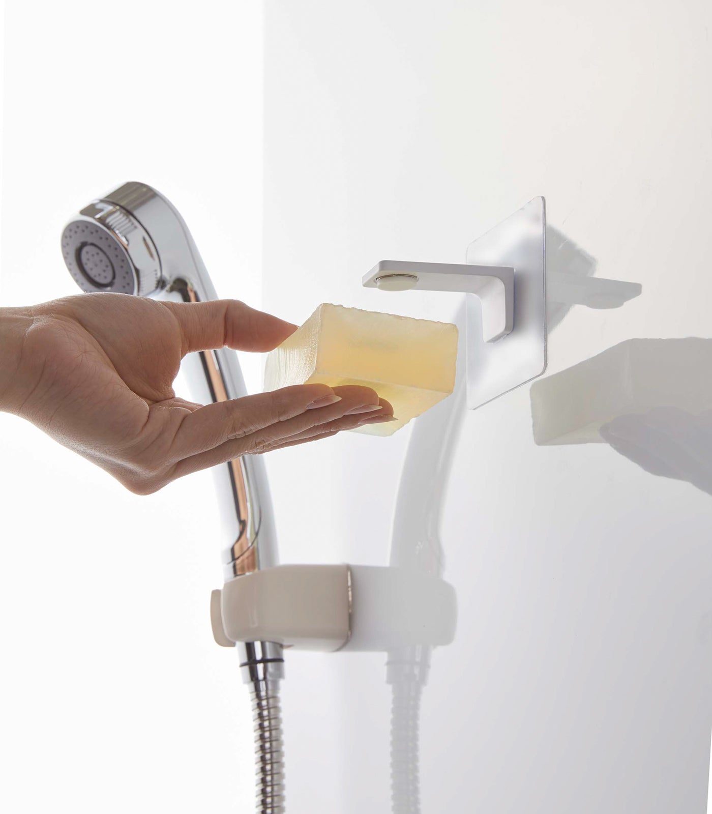 vanafind Traceless Adhesive Magnetic Soap Holder