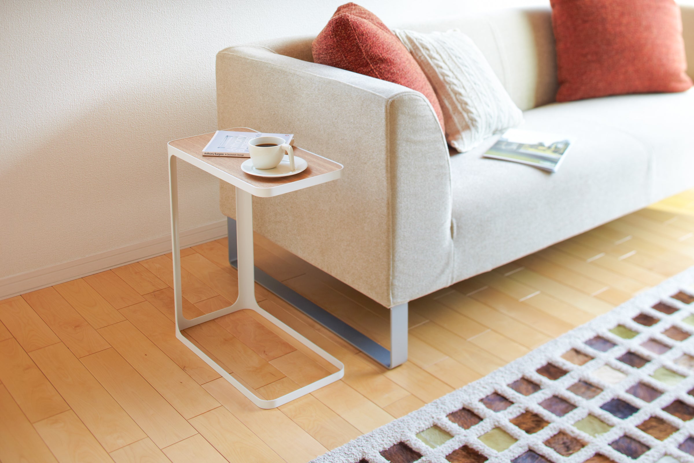 voronest C Side Table (20" H) - Steel