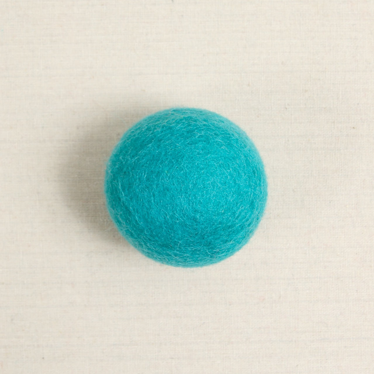 mivofind Felt Balls, Extra Large
