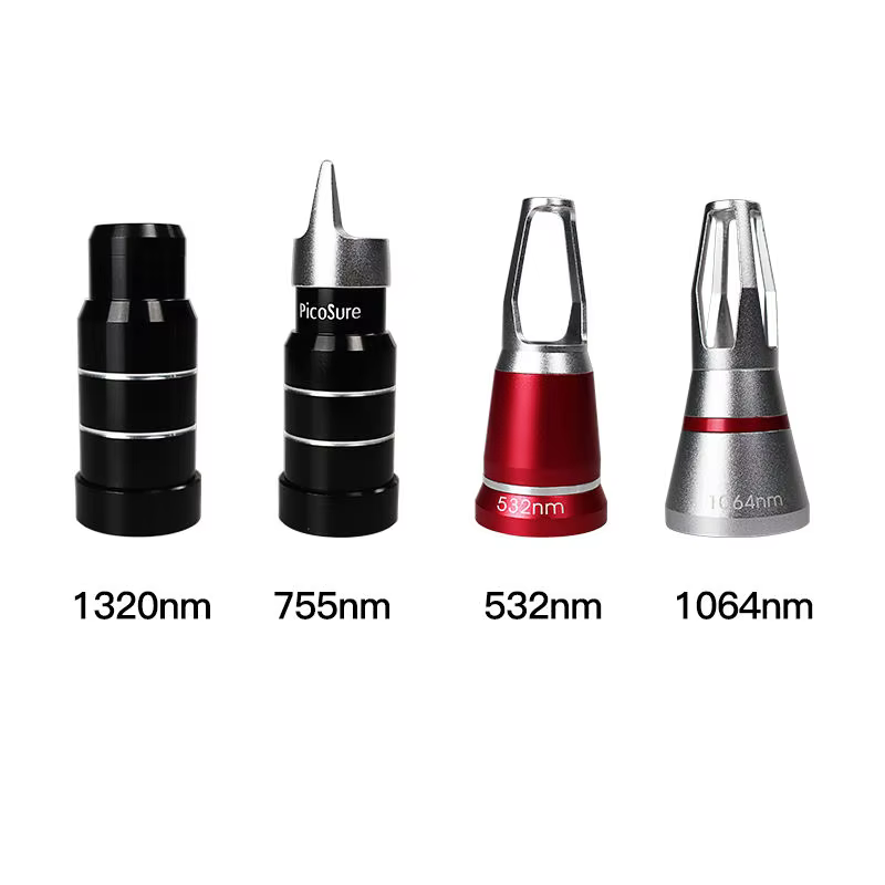 Máquina portátil de remoção de tatuagens a laser NdYag 532nm/755nm/1064nm/1320nm para remoção de pigmentos em estoque