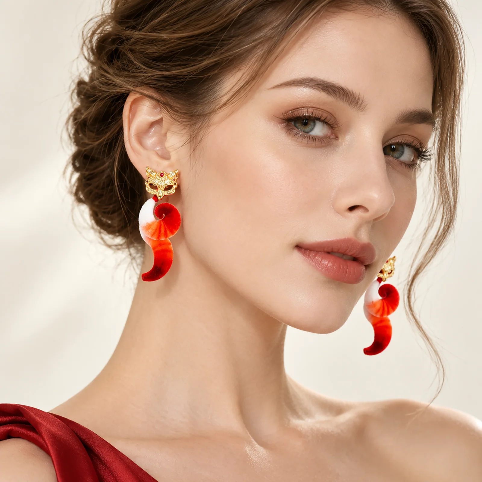 Little Fox Ronghua Stud Earrings
