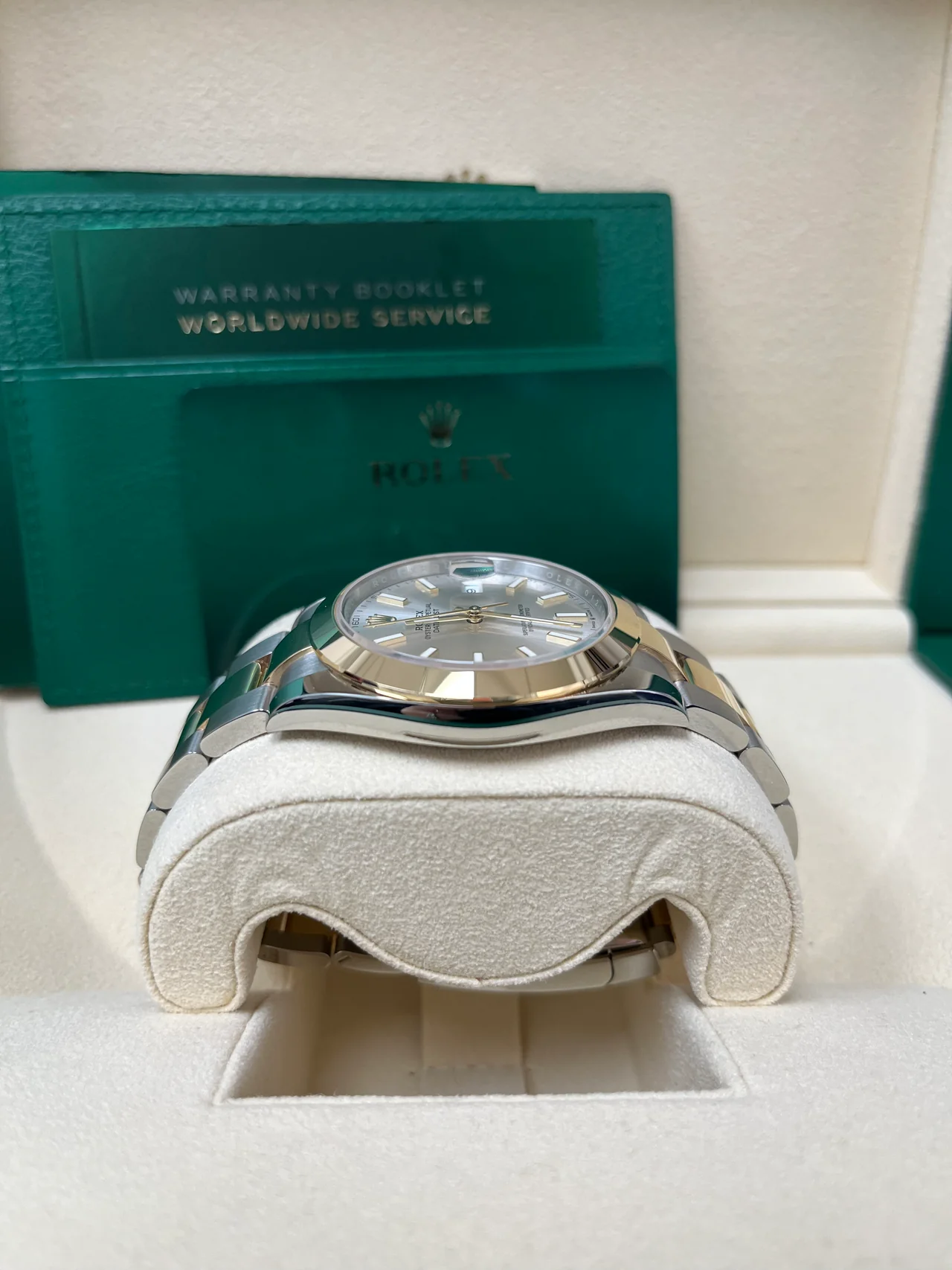 Rolex Datejust 41 mm 126303 Silber Index Oyster Stahl und Gelbgold Herrenuhr