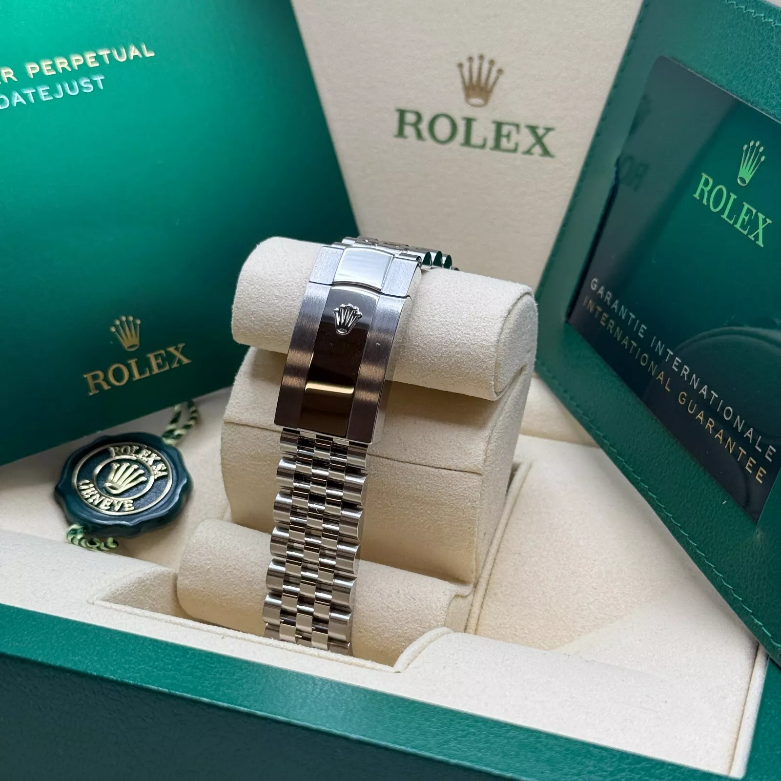 Rolex Datejust 41 mm 126334 Silberne Index Jubilee Edelstahl Herrenuhr