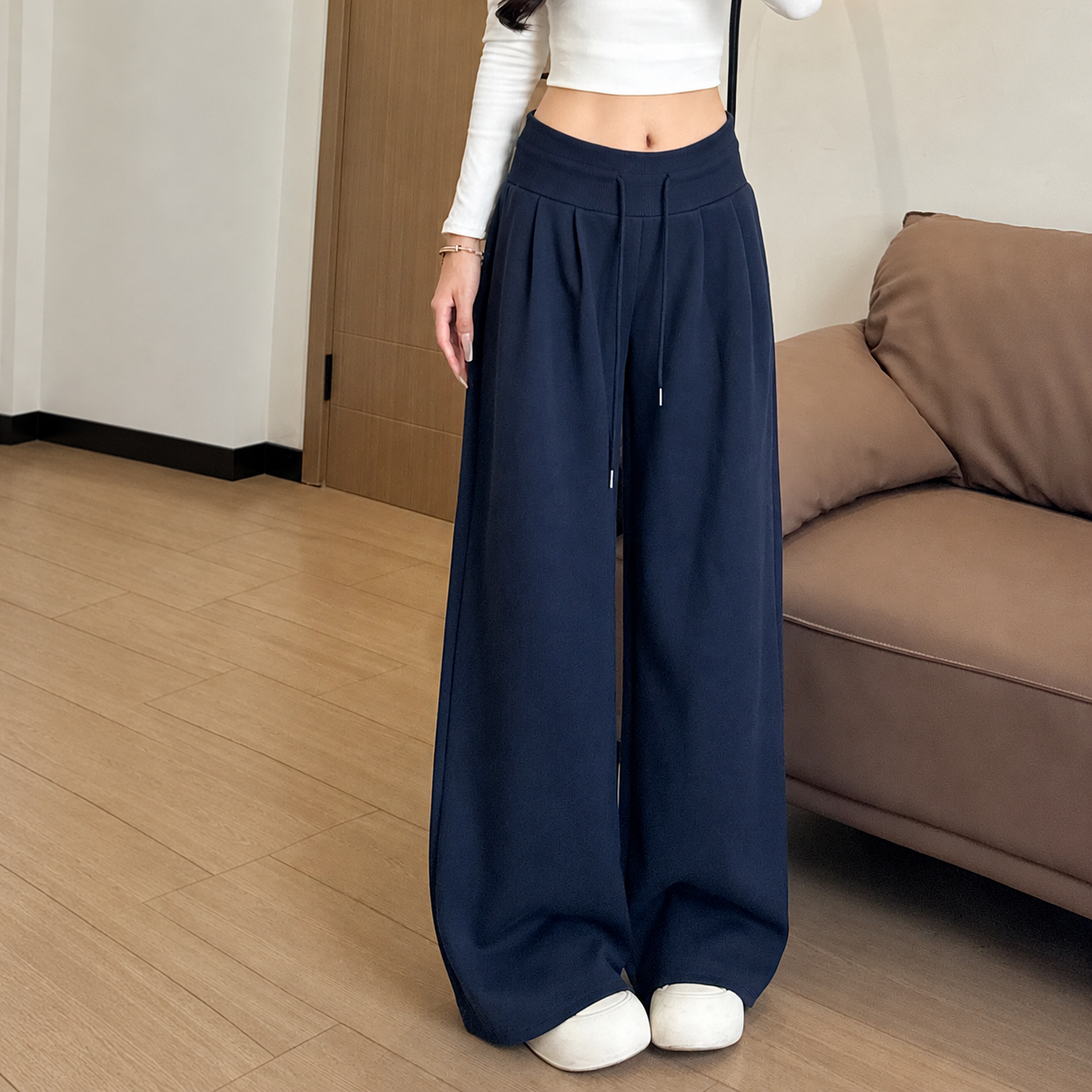 The Relaxed Drawstring Pant — Navy - Regular