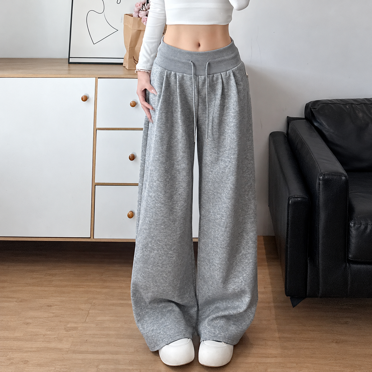 The Relaxed Drawstring Pant — Light Gray - Regular